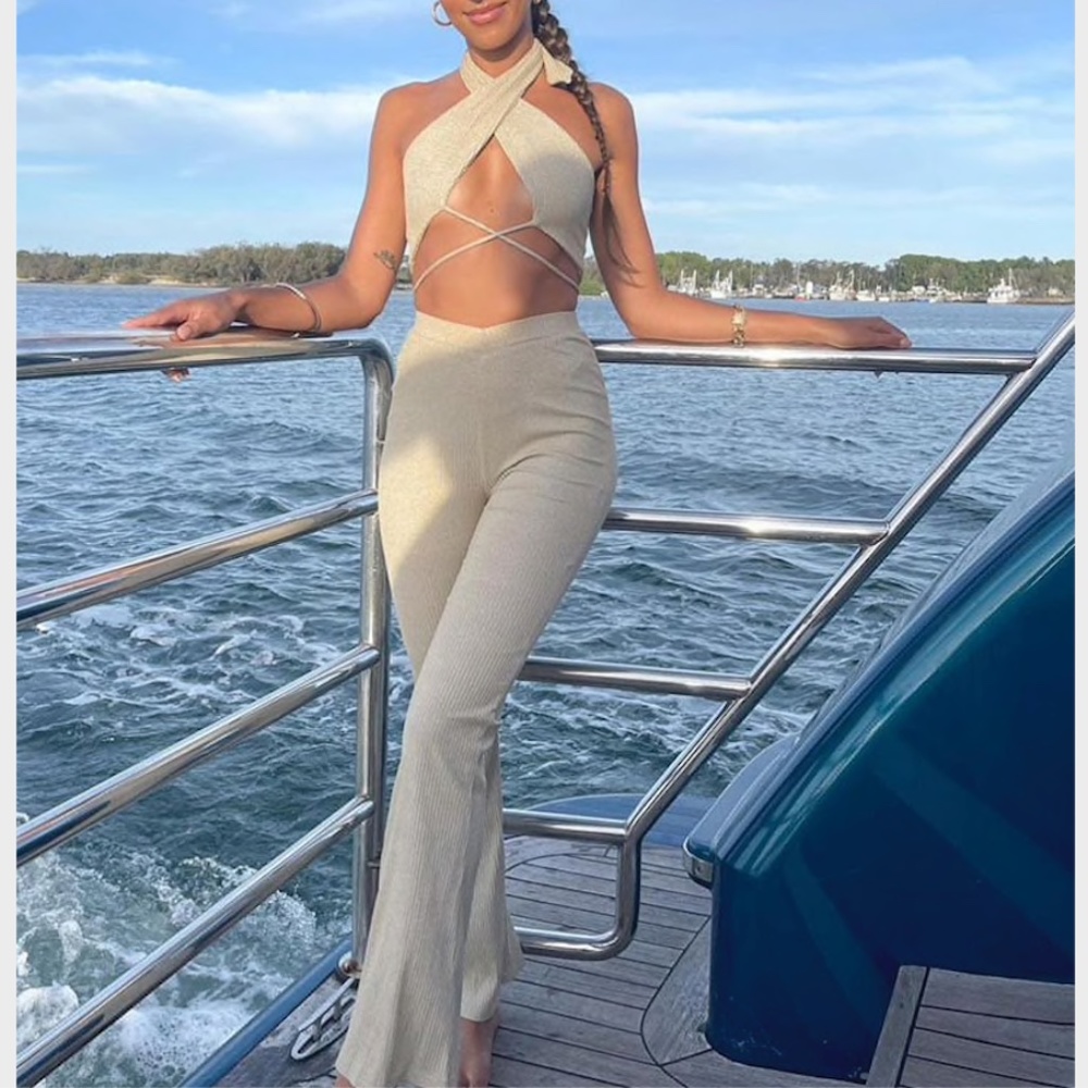 RIBBED BEIGE CO-ORD SET FLARED PANT+ CROP TOP 2 PC